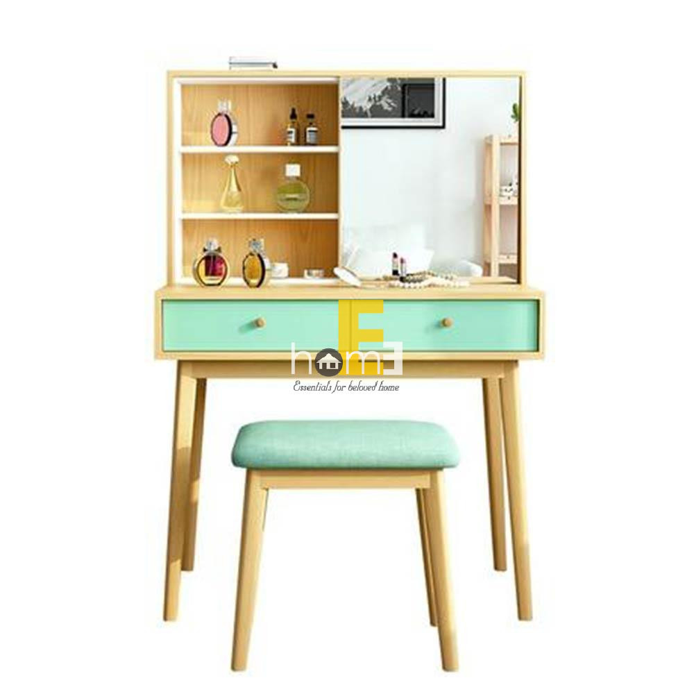 Bàn trang điểm có kèm gương