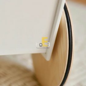 bánh xe lớn và chắc chắn