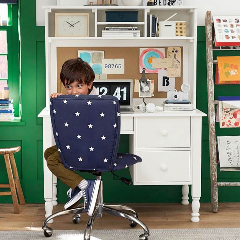 4 loại bàn ghế học sinh có giá sách chất lượng, mẫu mã đẹp